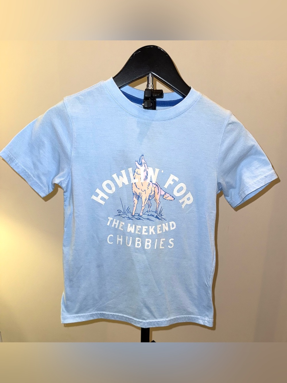 Chubbies Kids "Howlin' For The Weekend" Light Blue Graphic Tee, Sz XS